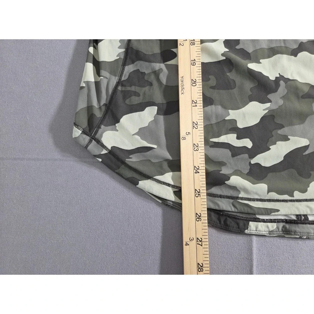 Lululemon Shirt Womens 8 Green Camo Sculpt Tank Vented Flowy Heritage 365 Active